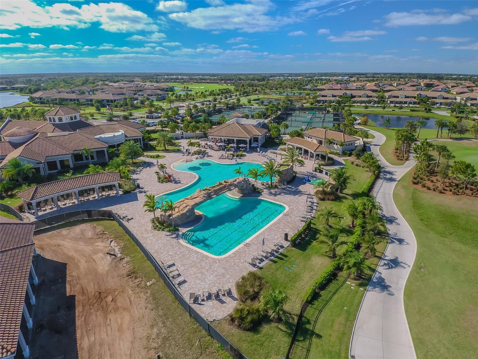 LAKEWOOD NATIONAL - Residential Lease