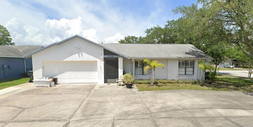 Photo of 6718 Leeward Isle Way, Tampa, FL 33615 (MLS # J995494)