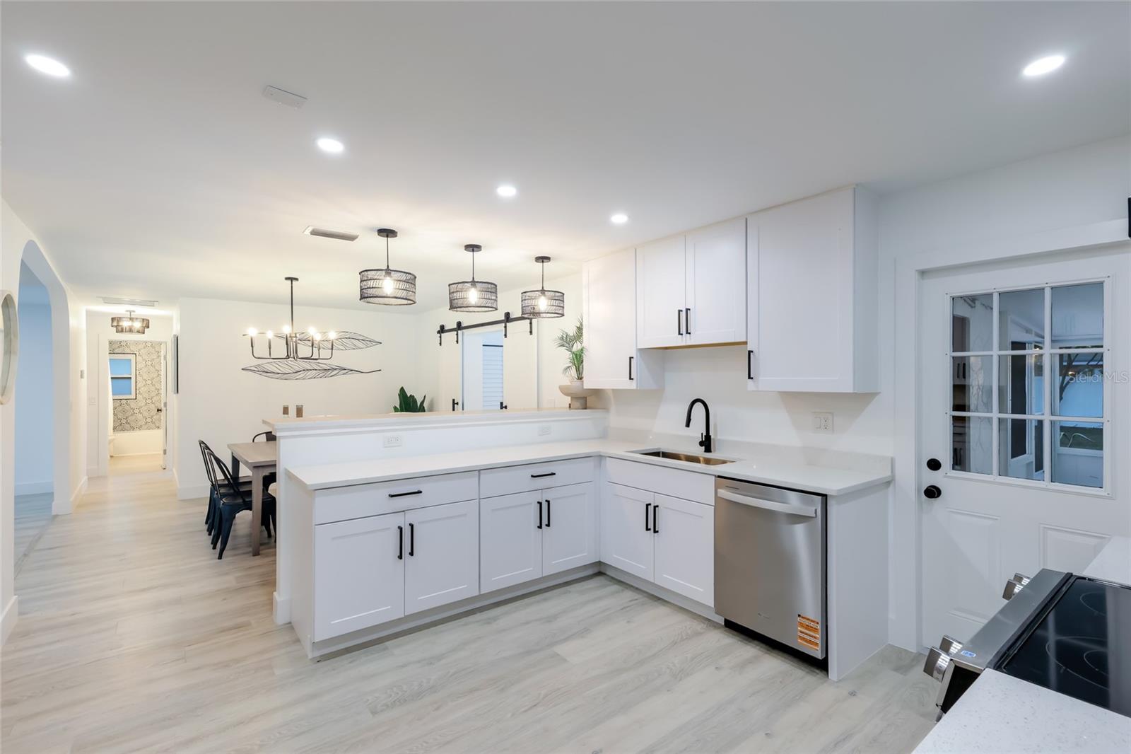 STEVENS ADD TO BRADENTOWN - Residential