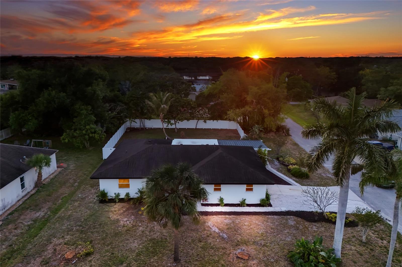 STEVENS ADD TO BRADENTOWN - Residential