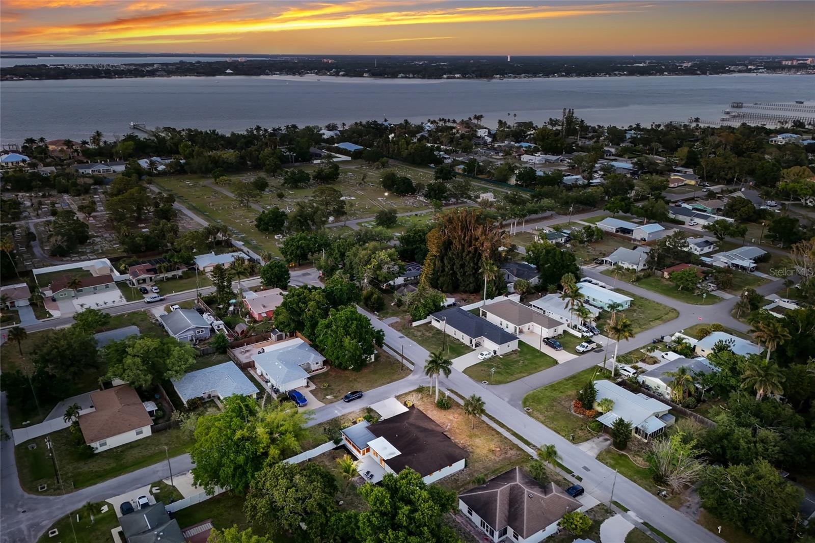 STEVENS ADD TO BRADENTOWN - Residential