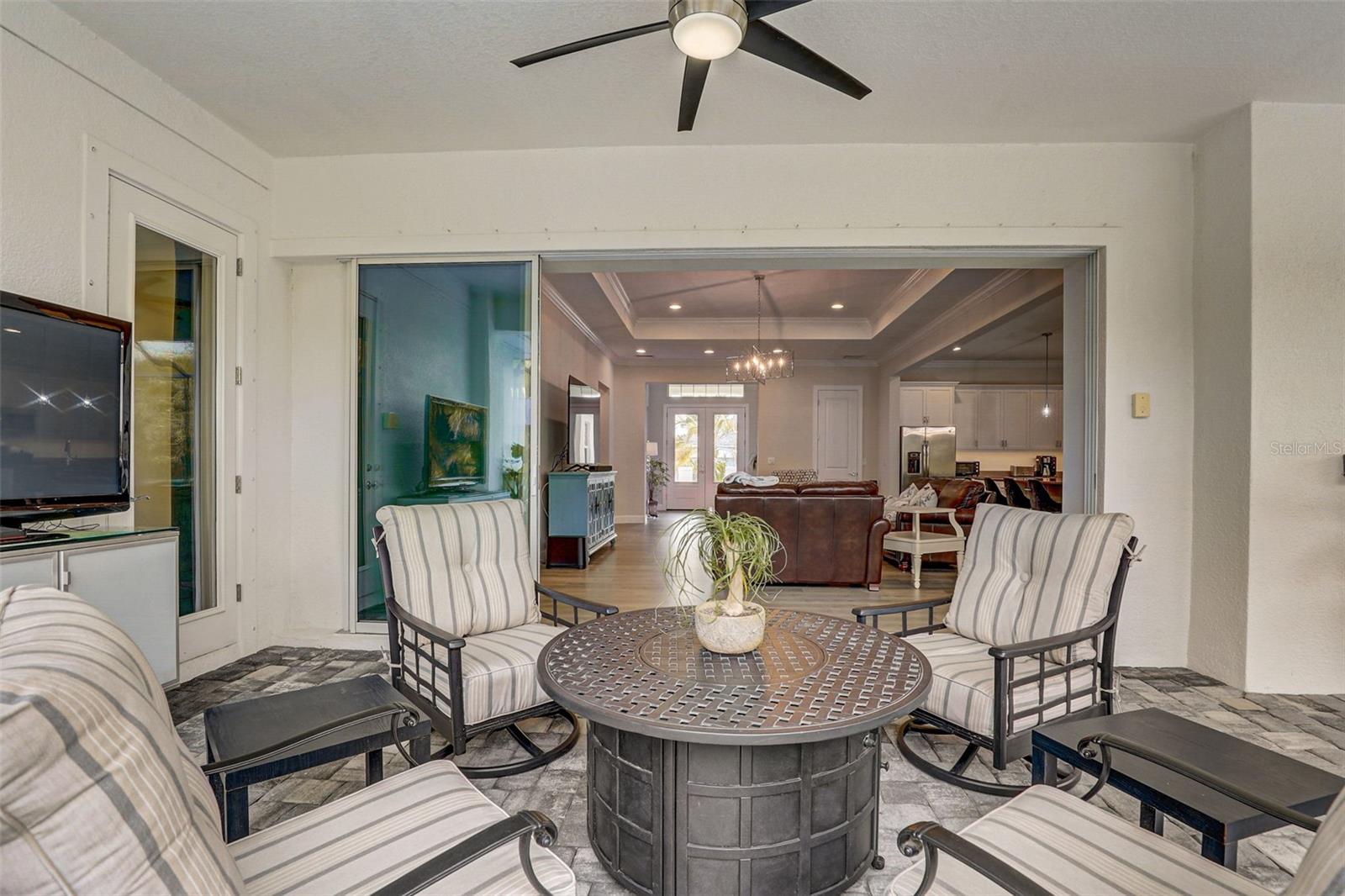 SANDHILL LAKE - Residential