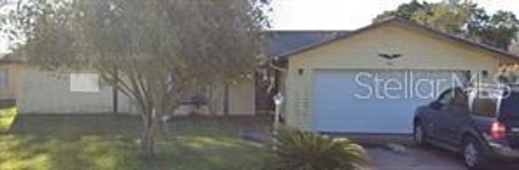 Photo of 60 Fischer Lane, Palm Coast, FL 32137 (MLS # J993565)
