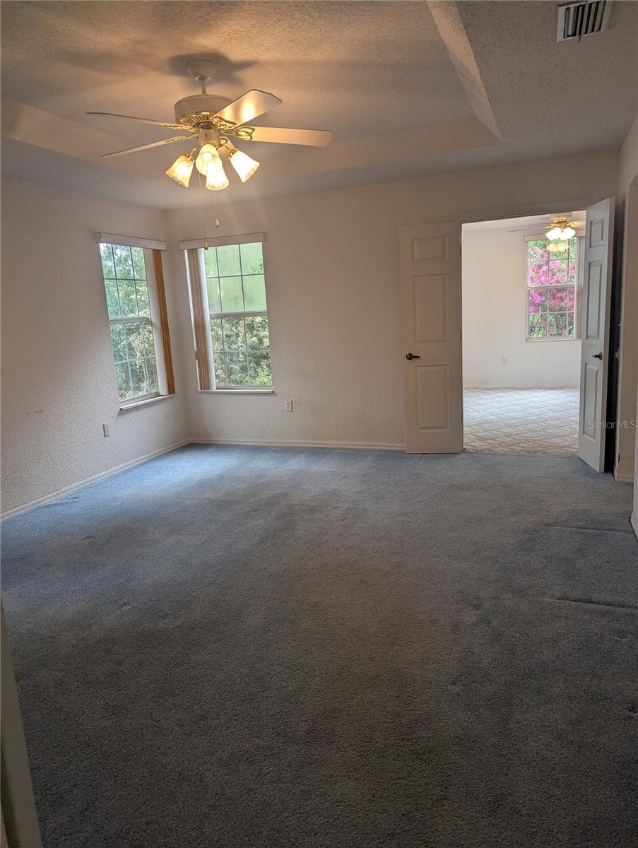 OAK RUN - Residential