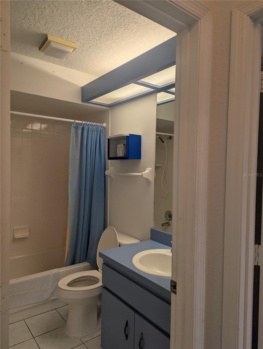 OAK RUN - Residential