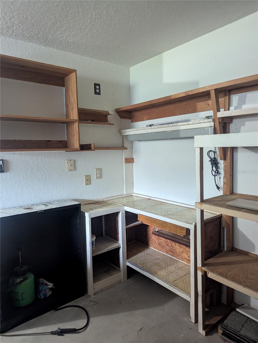 OAK RUN - Residential