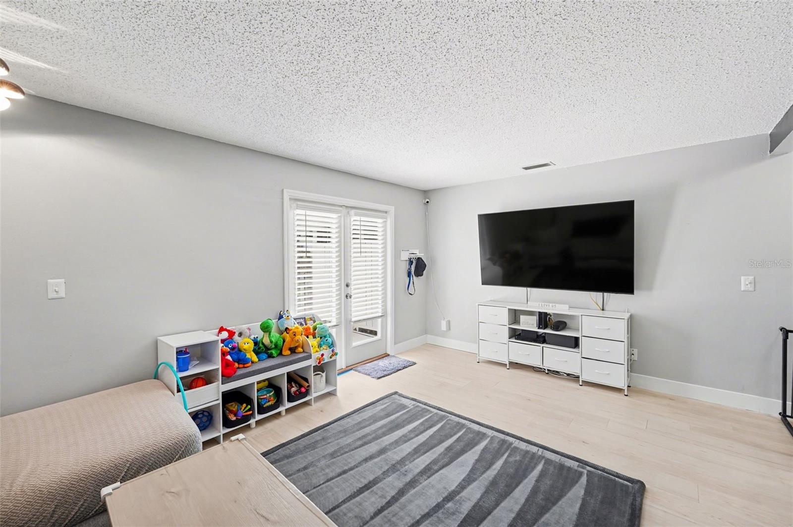 CLEARBROOKE TWNHS PH 1 - Residential Lease