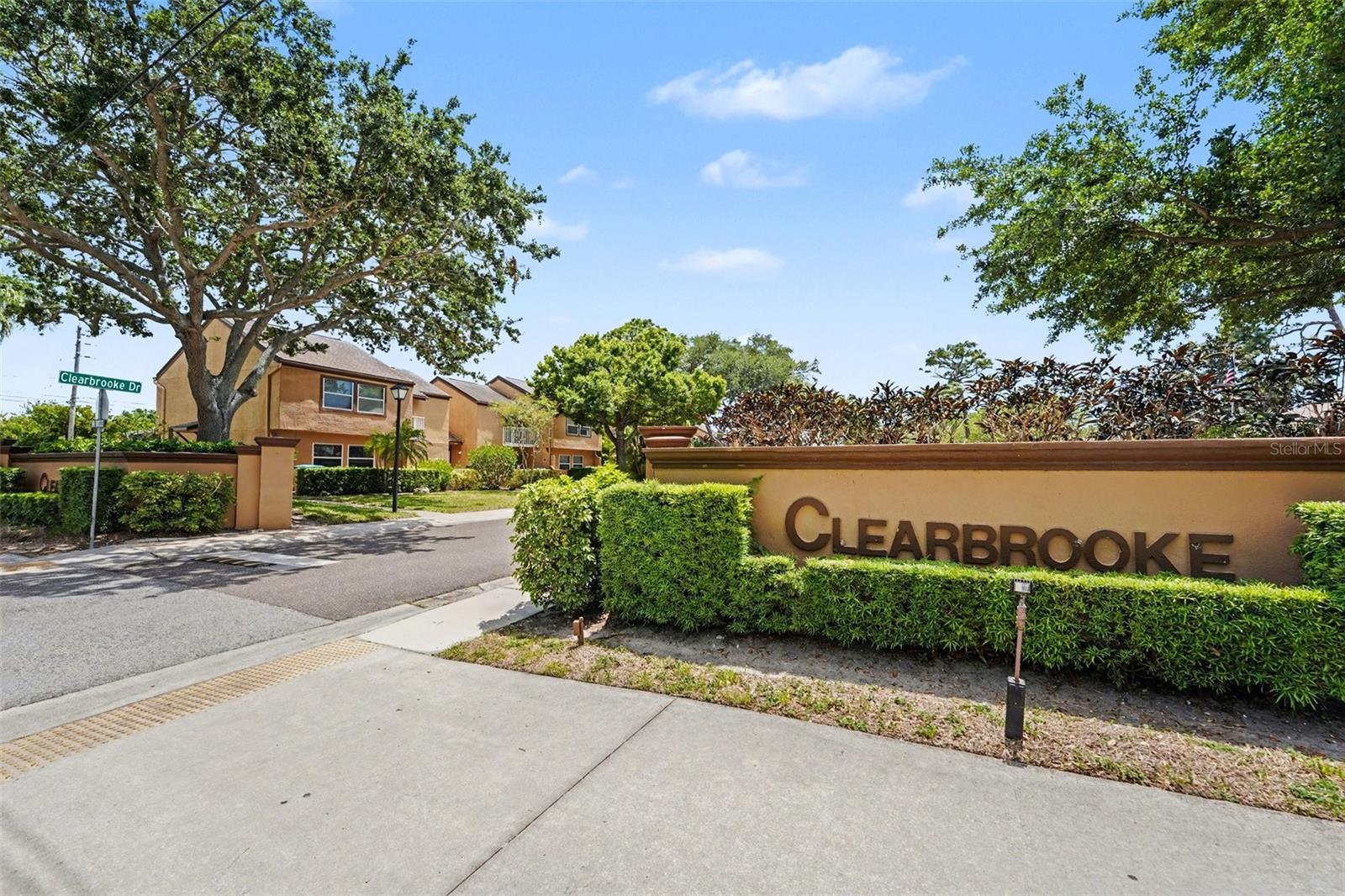 CLEARBROOKE TWNHS PH 1 - Residential Lease
