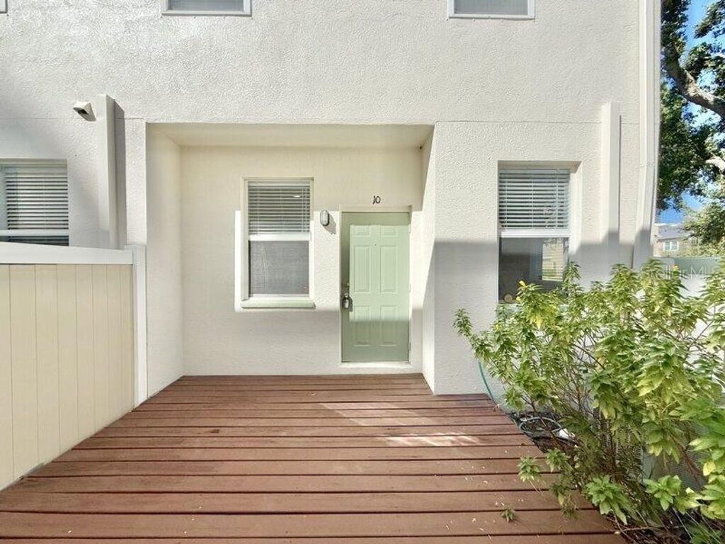 Photo of 724 4th Avenue S #10, St Petersburg, FL 33701 (MLS # TB8453216)