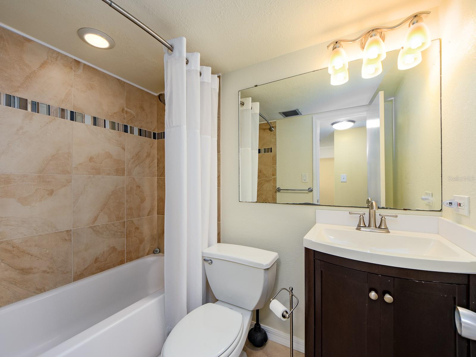 440 WEST CONDO - Residential