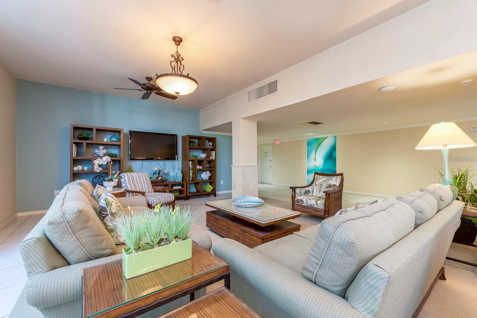 440 WEST CONDO - Residential