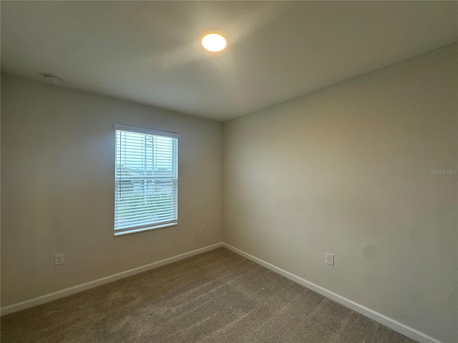 TOWNS AT NARCOOSSEE COMMONS - Residential Lease