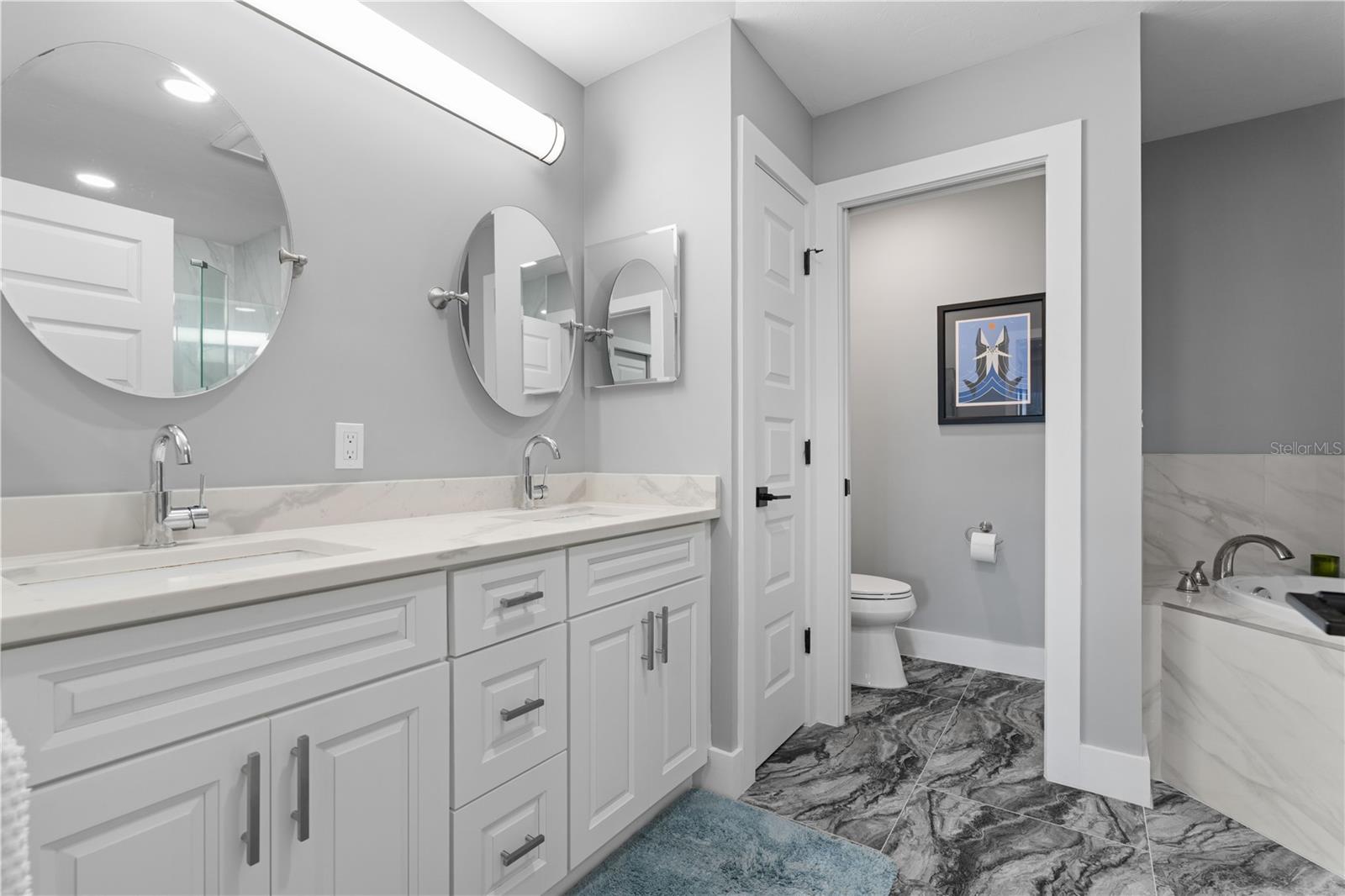 PARADISE POINTE/CHARLOTTE HARB - Residential