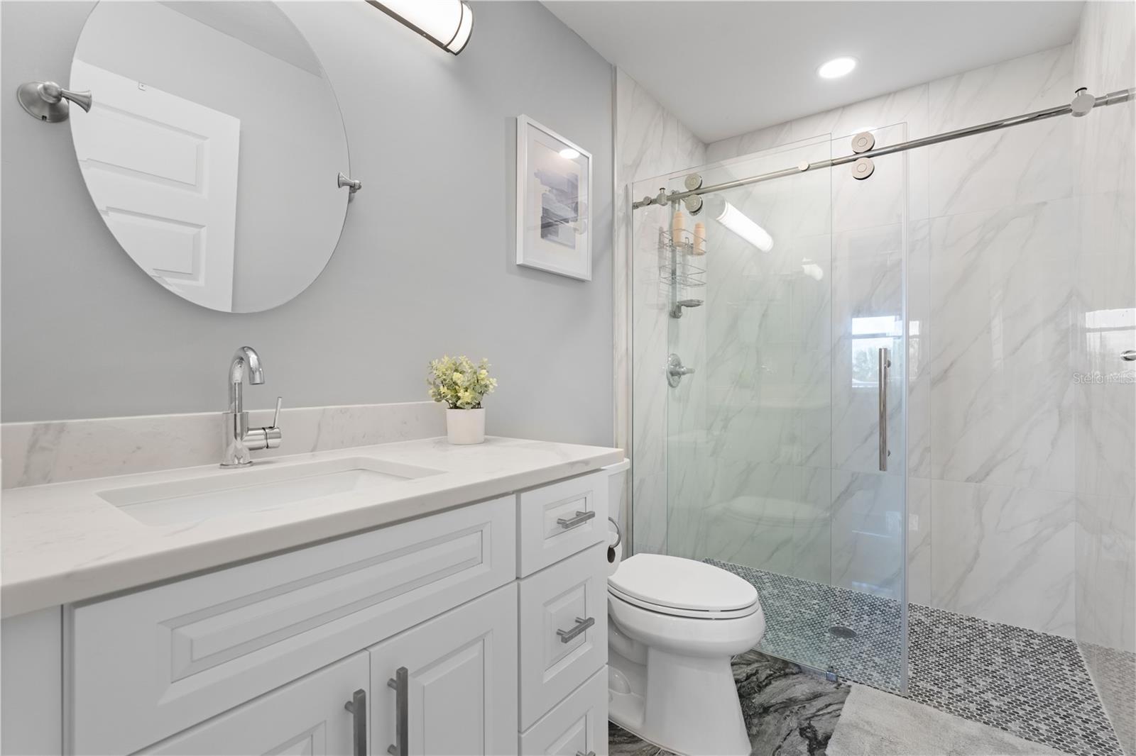 PARADISE POINTE/CHARLOTTE HARB - Residential