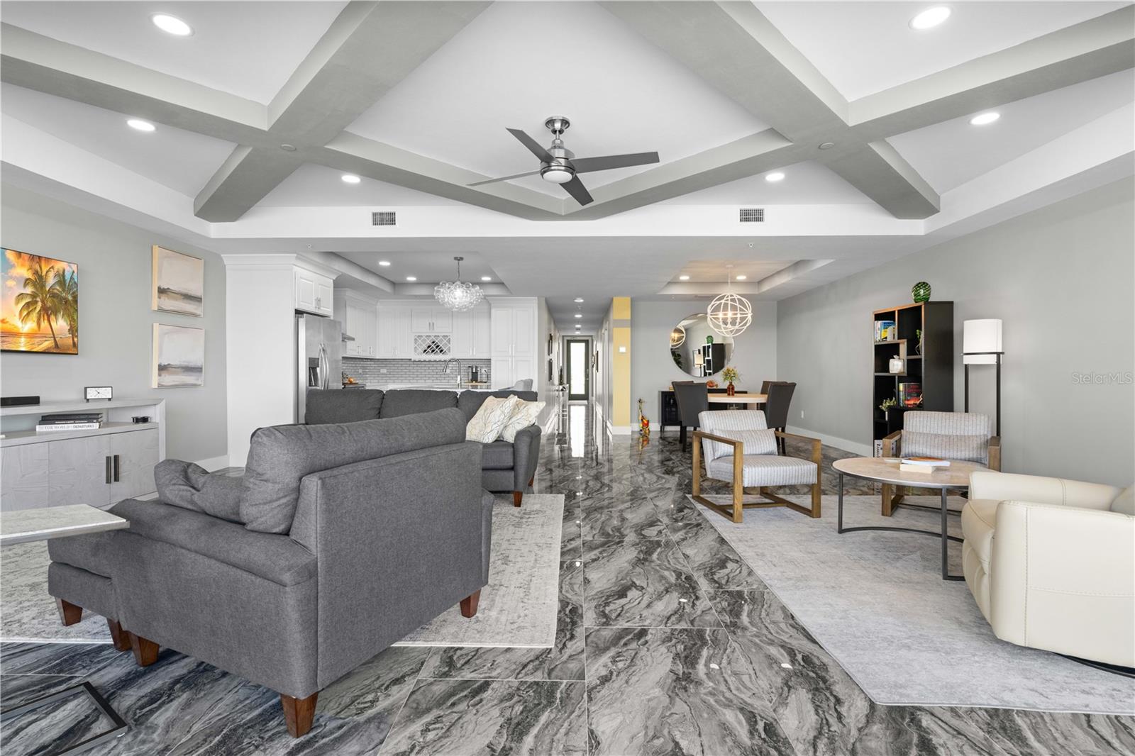 PARADISE POINTE/CHARLOTTE HARB - Residential