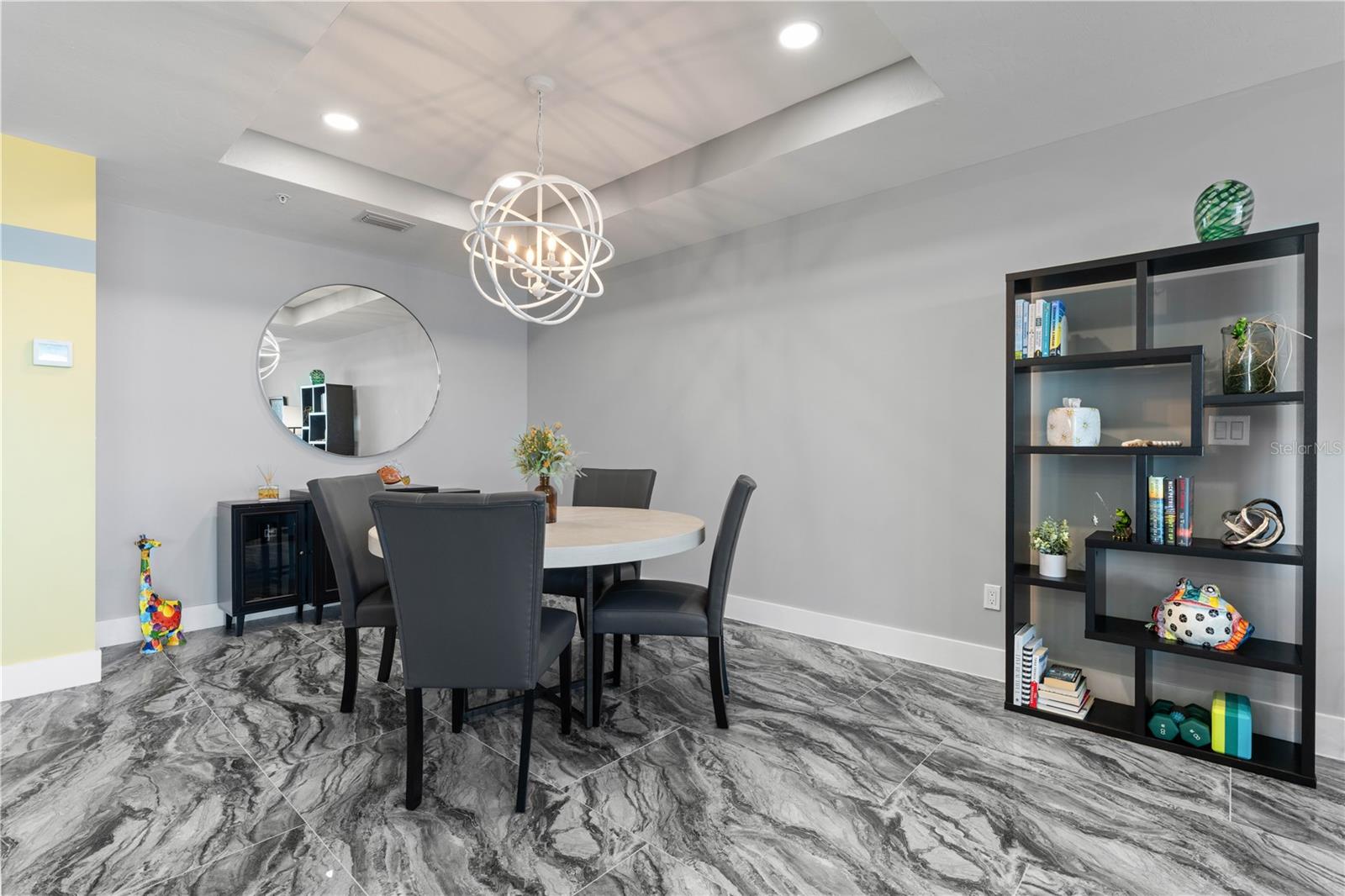 PARADISE POINTE/CHARLOTTE HARB - Residential