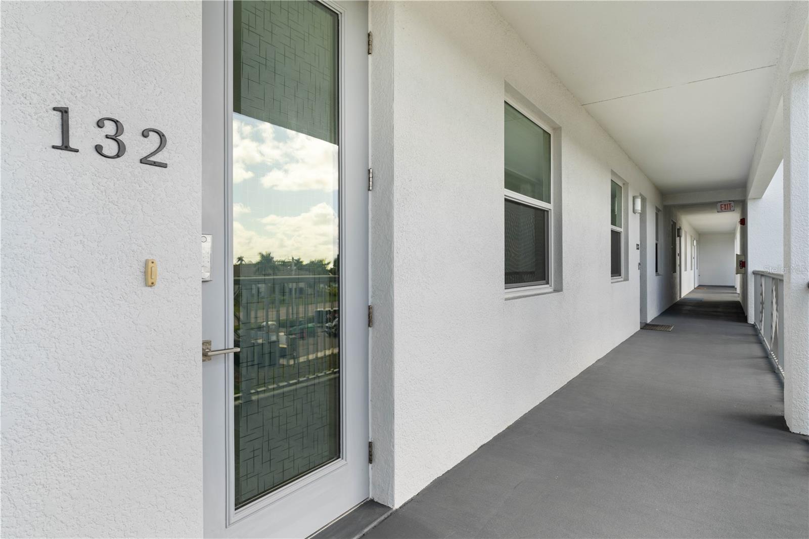 PARADISE POINTE/CHARLOTTE HARB - Residential