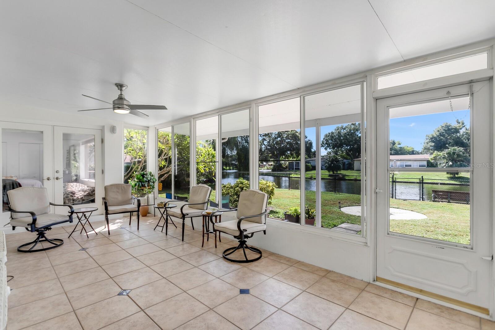 KENNETH CITY UNIT 1 REV - Residential