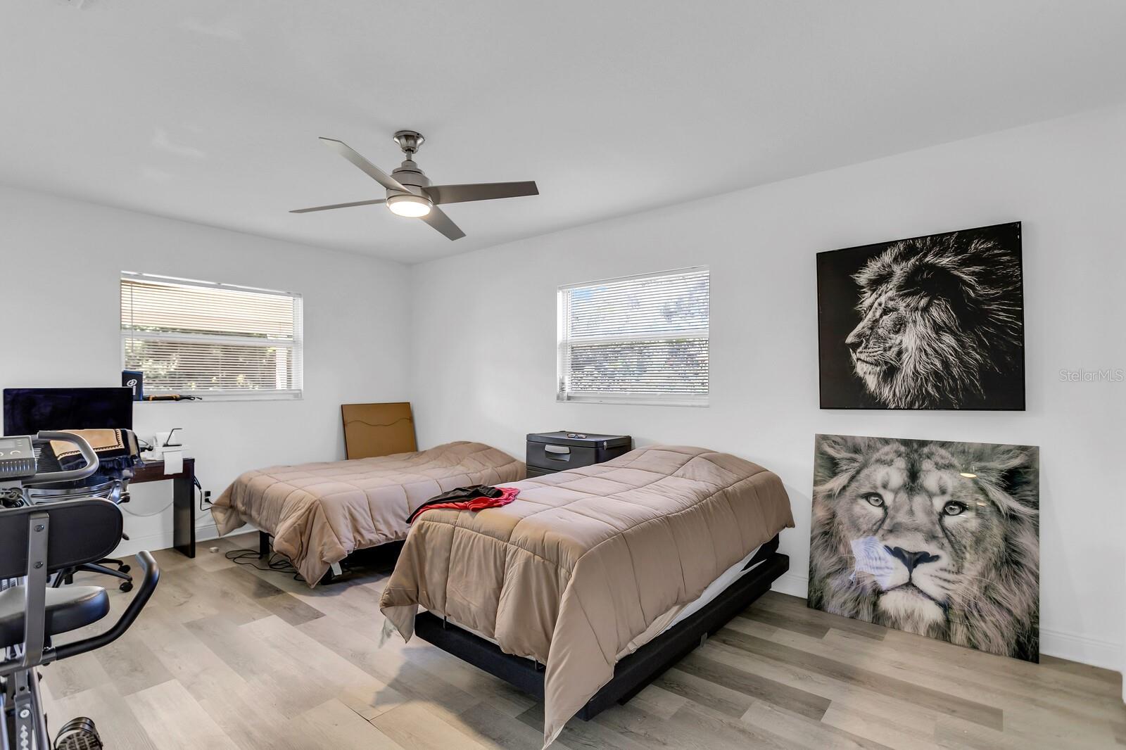 KENNETH CITY UNIT 1 REV - Residential