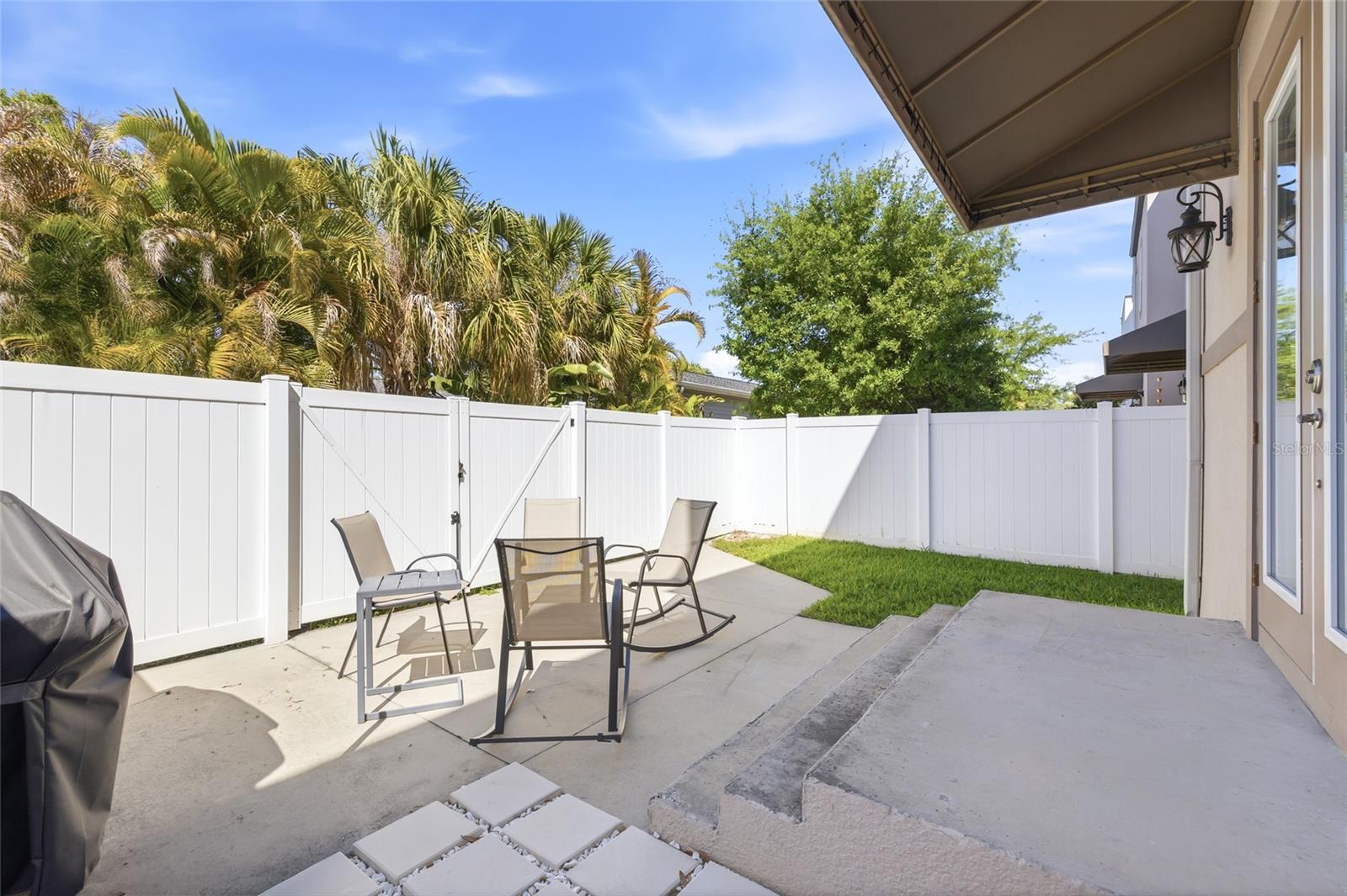 TERRA NOVA REVISED MAP W 27.5 FT OF LOT 11 BLOCK1 - Residential