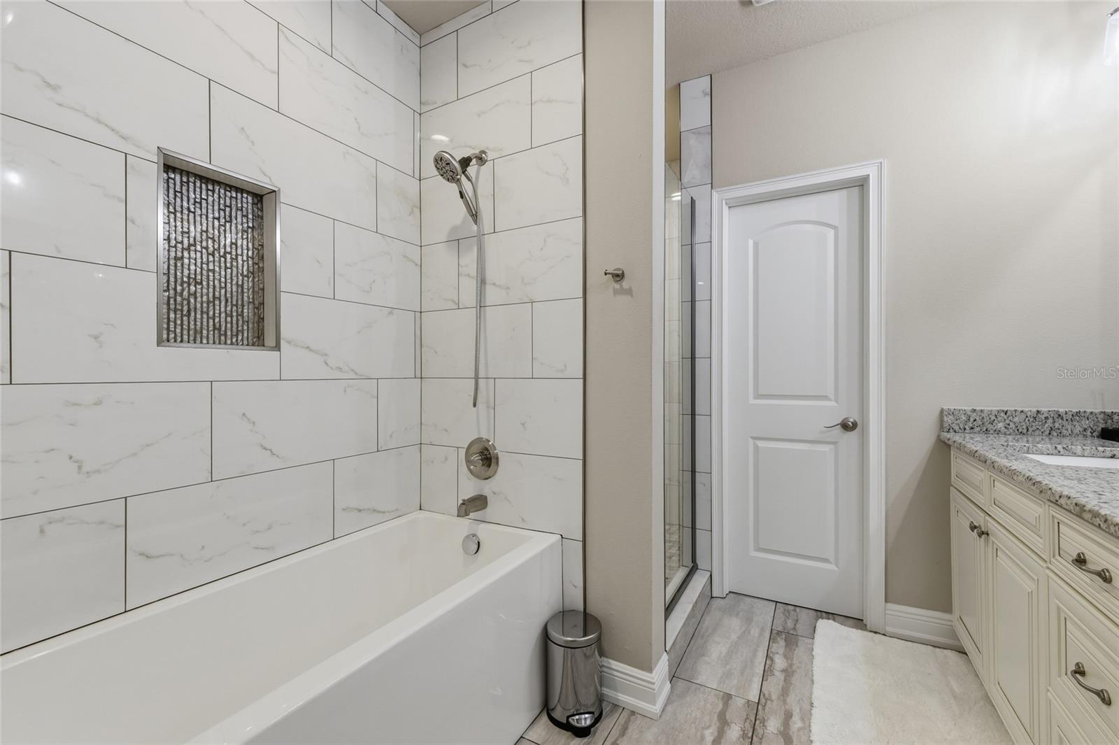 TERRA NOVA REVISED MAP W 27.5 FT OF LOT 11 BLOCK1 - Residential