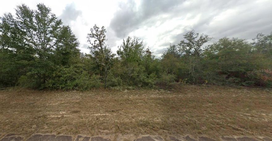 Great vacant lot to build your dream home!