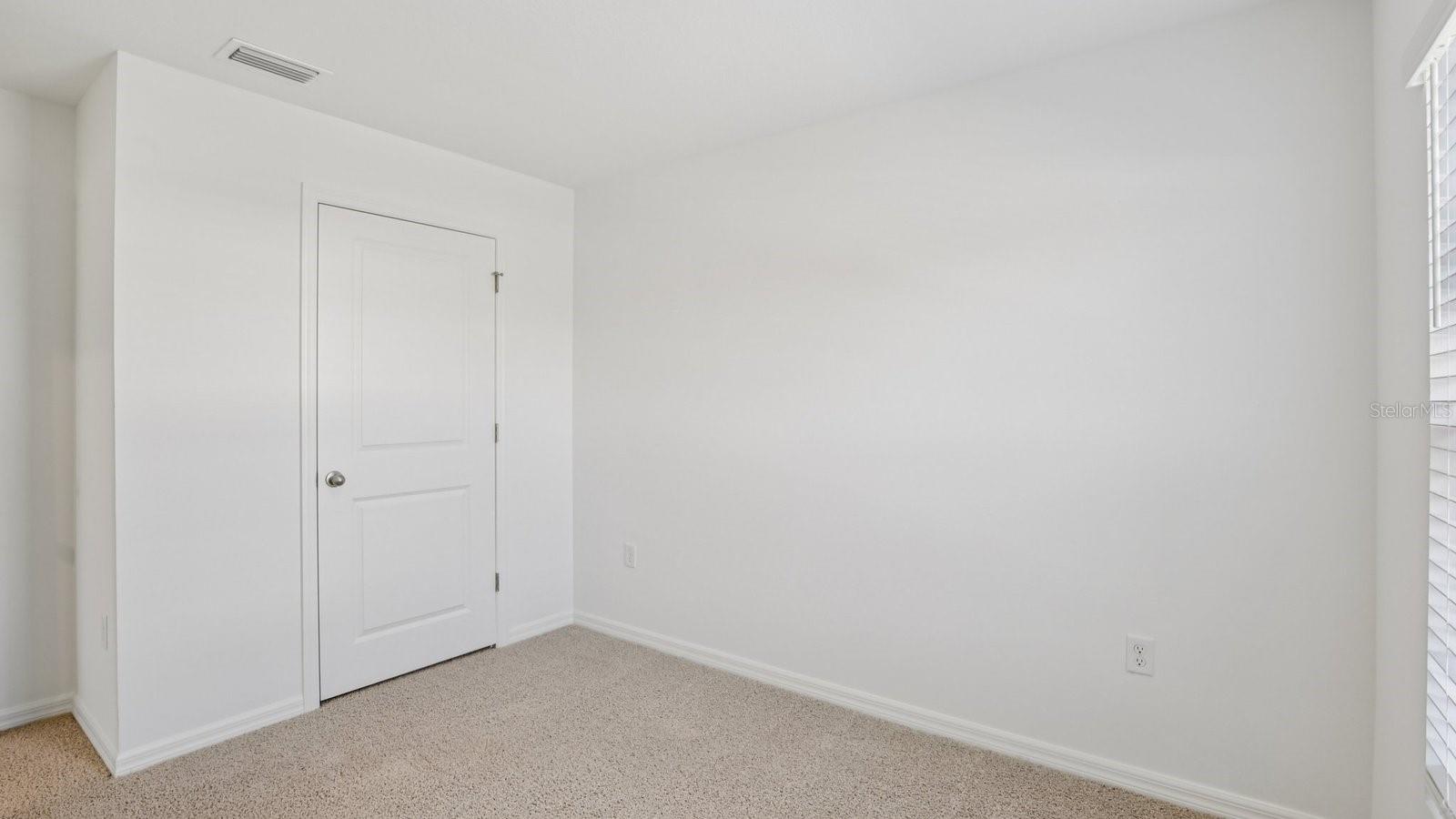 EAST REGNAS - Residential