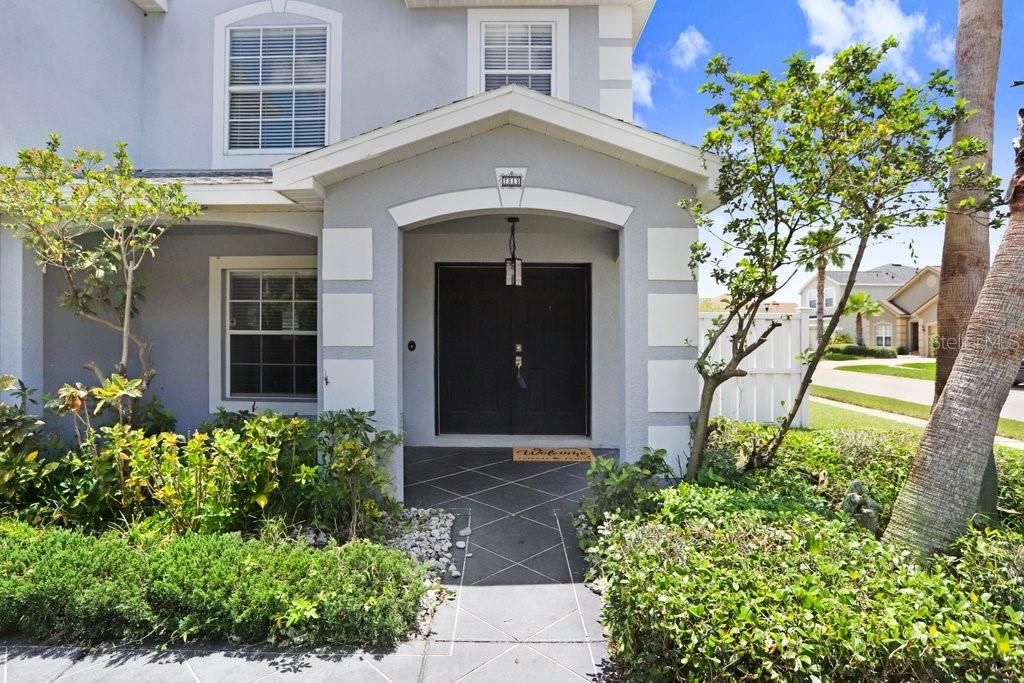 Photo of 7515 Dragon Fly Loop, Gibsonton, FL 33534 (MLS # TB8401485)