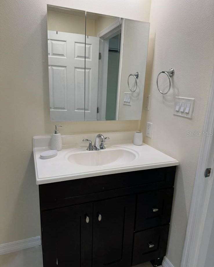 FAIRVIEW PARK - Residential Lease