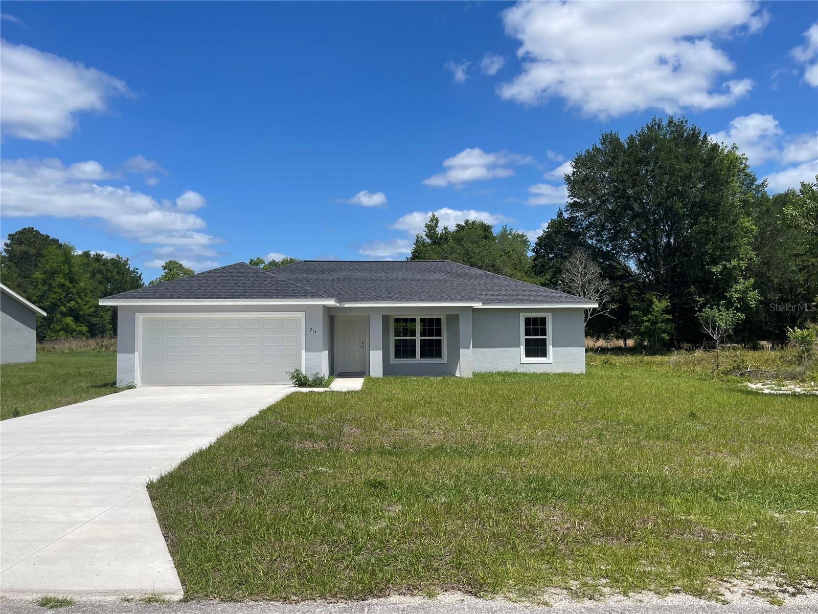 SILVER SPRINGS SHORES - Land