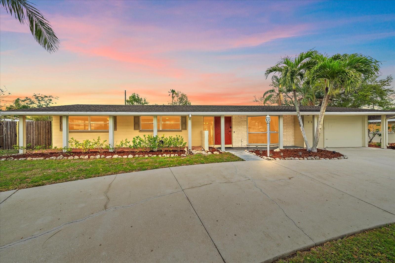 2905 BOUGAINVILLEA STREET