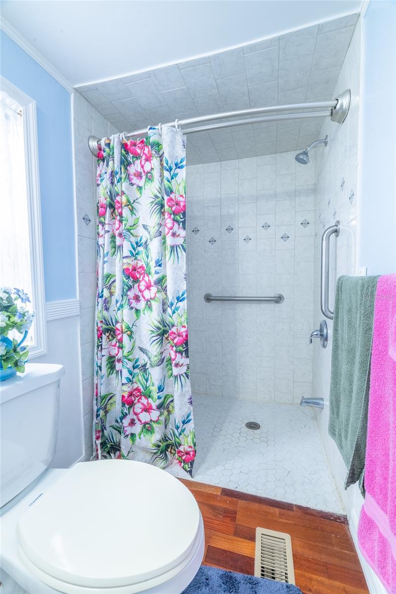 LIBBY HEIGHTS - Residential