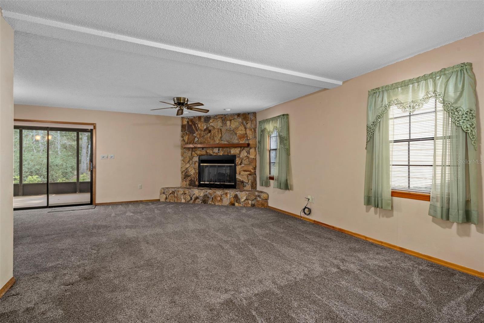 STENHOLM SUB IN SW1/4 UNREC - Residential