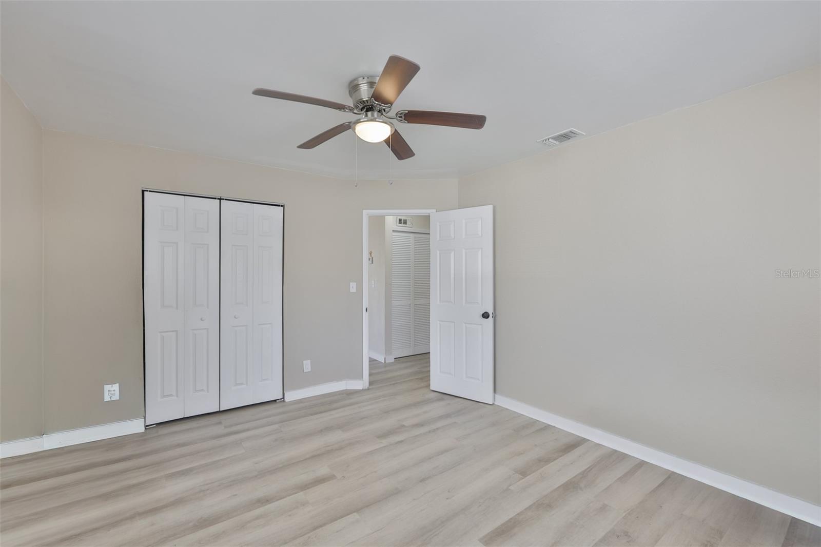 GANDY GARDENS 1 - Residential