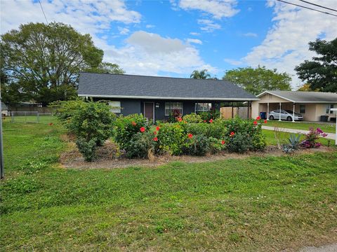 A home in BRADENTON