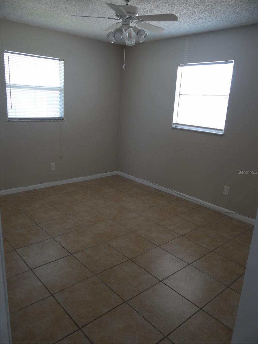 ORANGEWOOD ESTATES S - Residential Lease