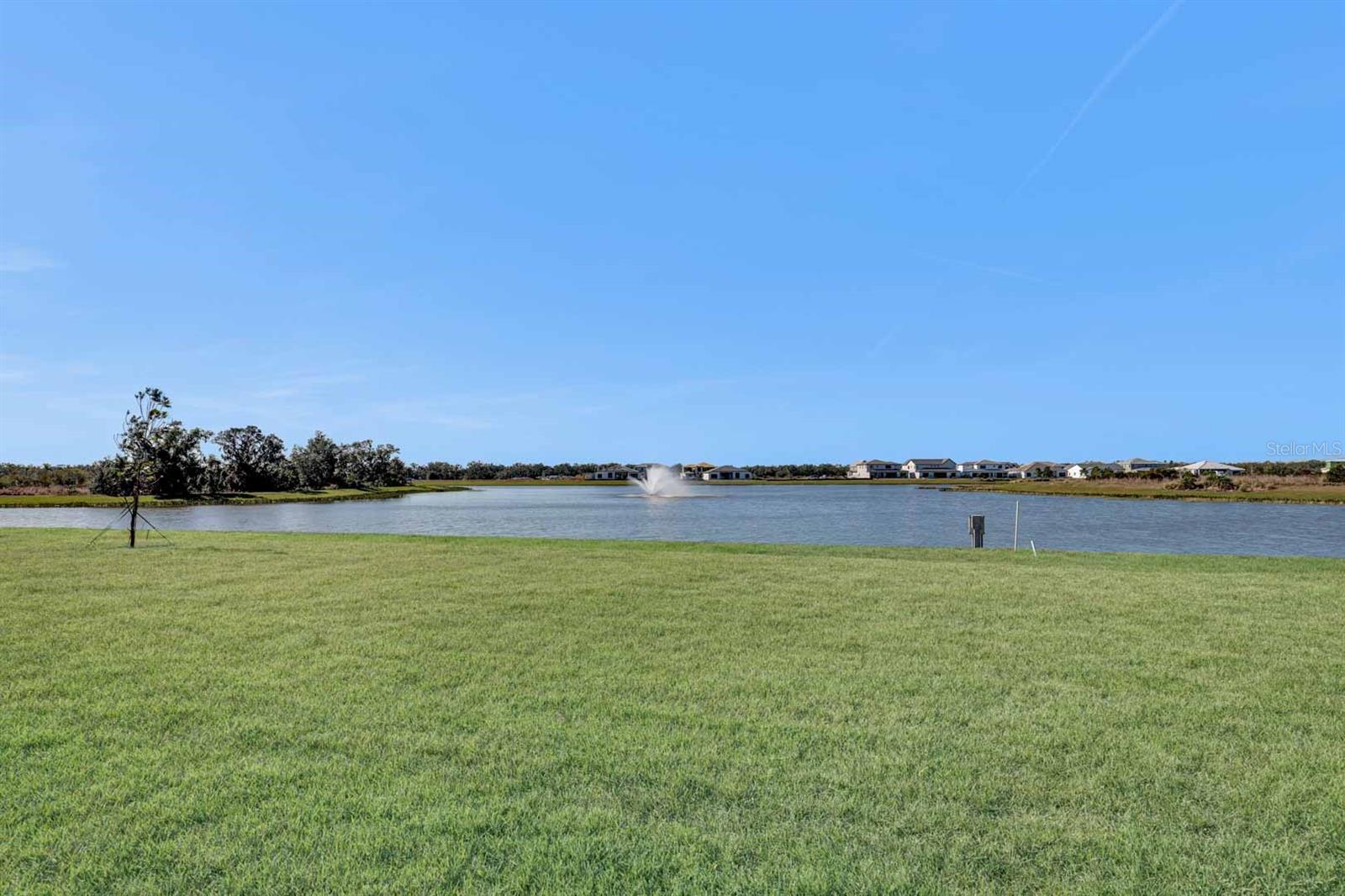 2605 WATERFRONT CIRCLE