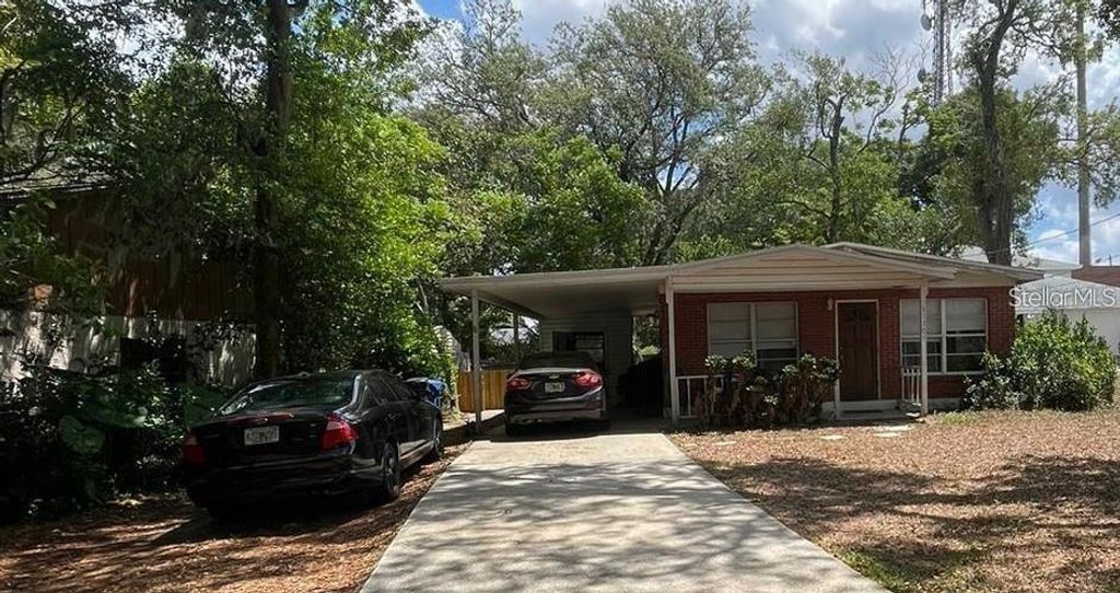 Photo of 11707 North Drive, Tampa, FL 33617 (MLS # TB8503125)