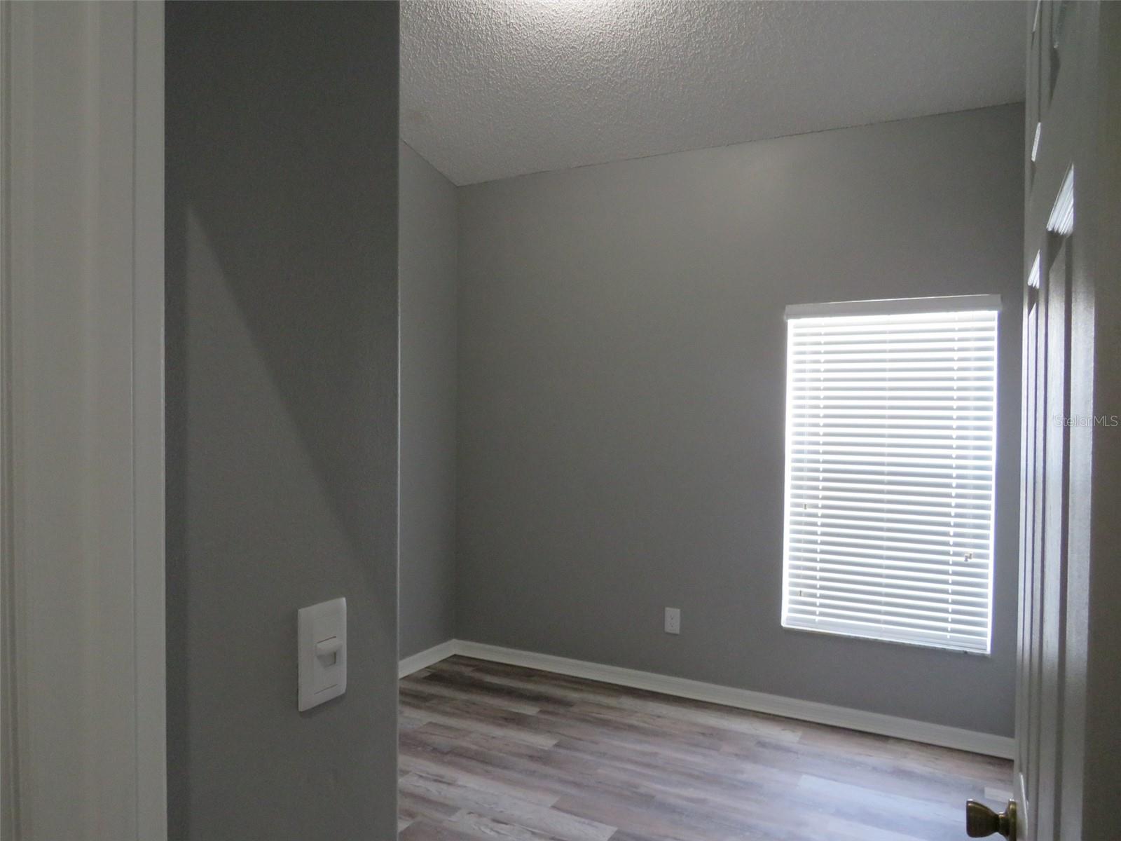 GLENBROOK SUB - Residential Lease