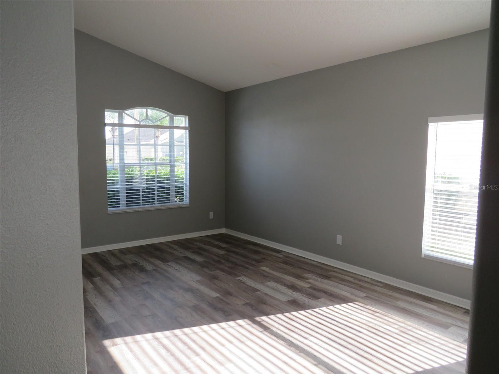 GLENBROOK SUB - Residential Lease