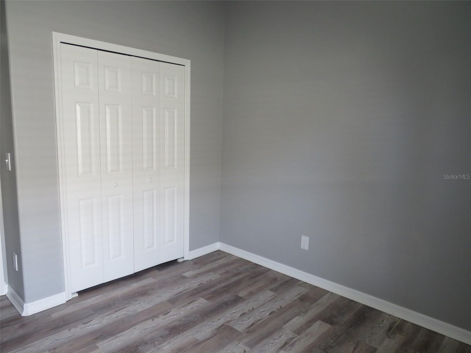 GLENBROOK SUB - Residential Lease