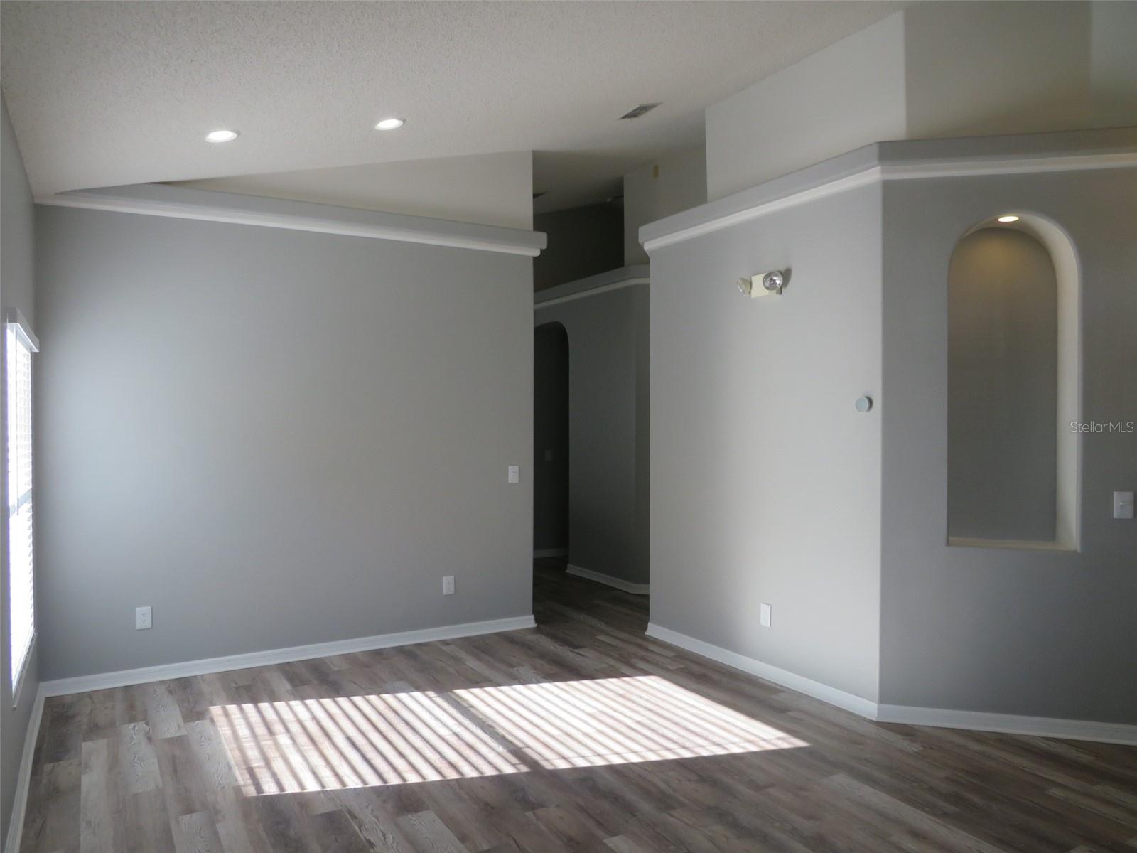 GLENBROOK SUB - Residential Lease