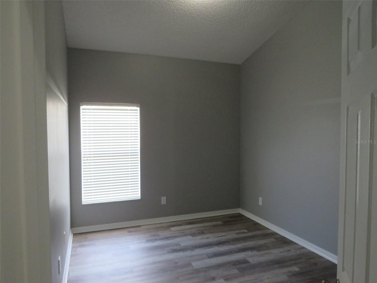 GLENBROOK SUB - Residential Lease