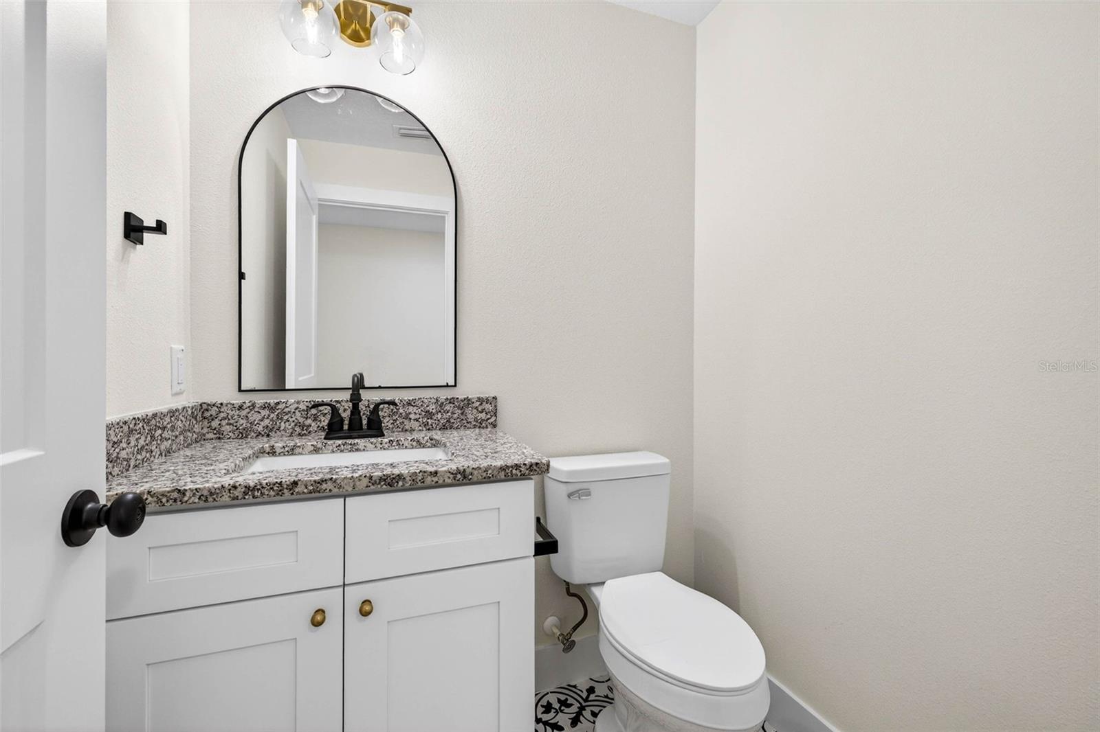 MILLS ESTATE - Residential