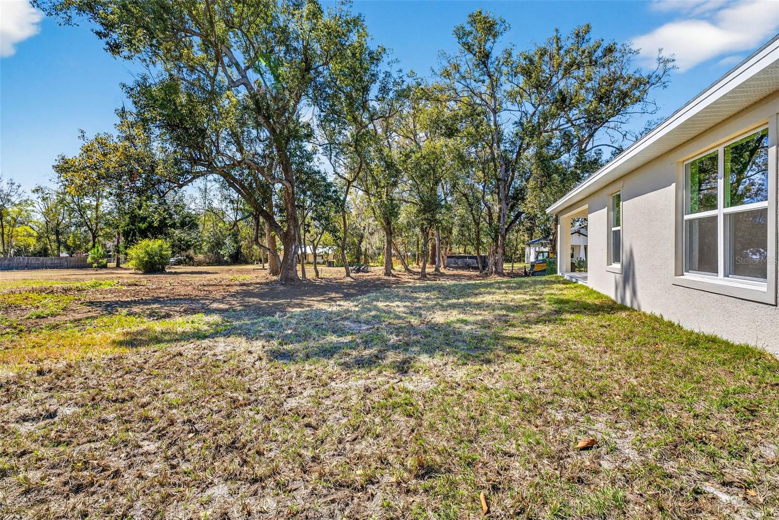 MILLS ESTATE - Residential