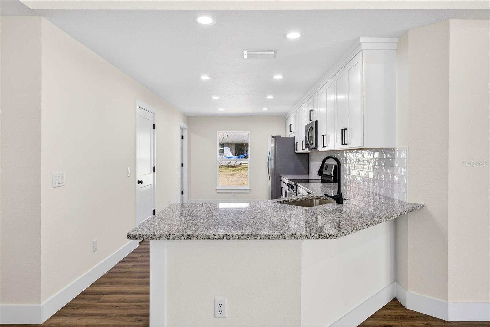 MILLS ESTATE - Residential