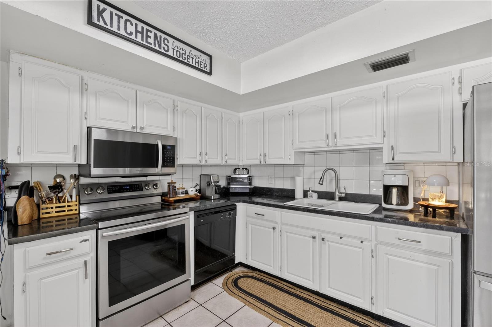 TEMPLE HILLS UNIT 2 - Residential