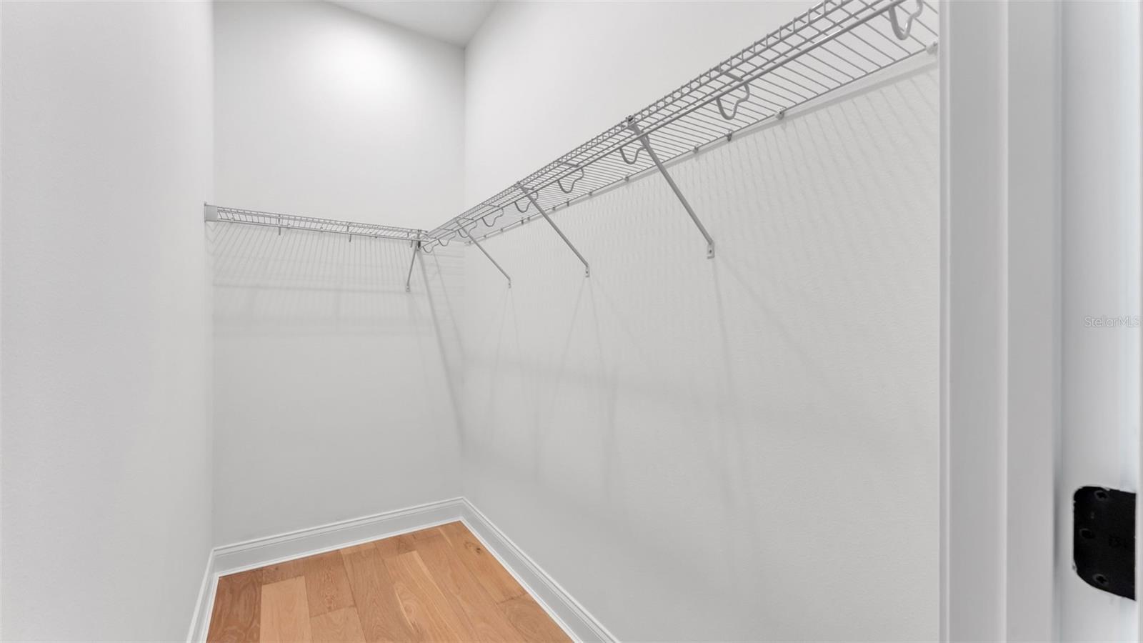 DELPHI I HILLS - Residential