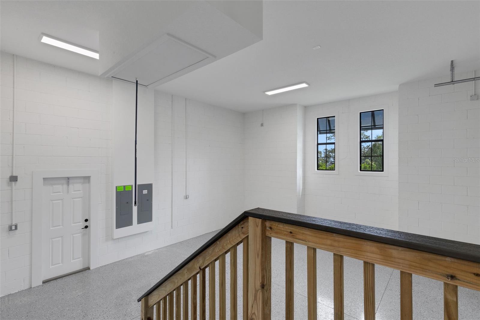 DELPHI I HILLS - Residential