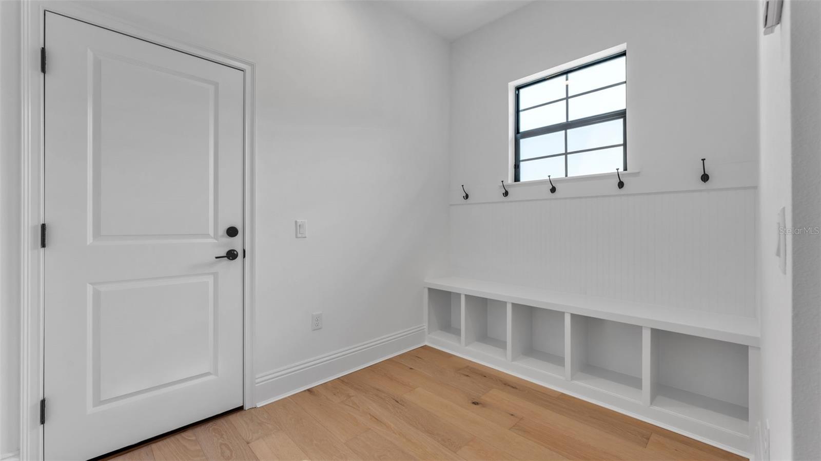 DELPHI I HILLS - Residential